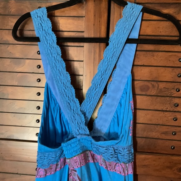 Free people top or dress. - Picture 4 of 7